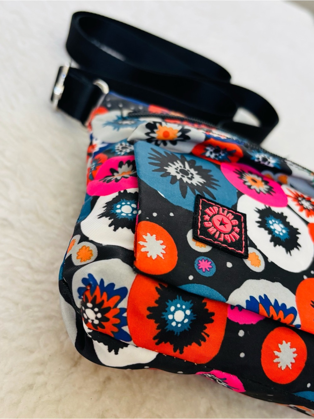 Kipling Floral Dot Crossbody Bag in Black, Orange, Pink & Blue size 7”x7”x2” - Picture 4 of 16